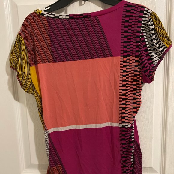 Multi-colored top - Picture 2 of 2